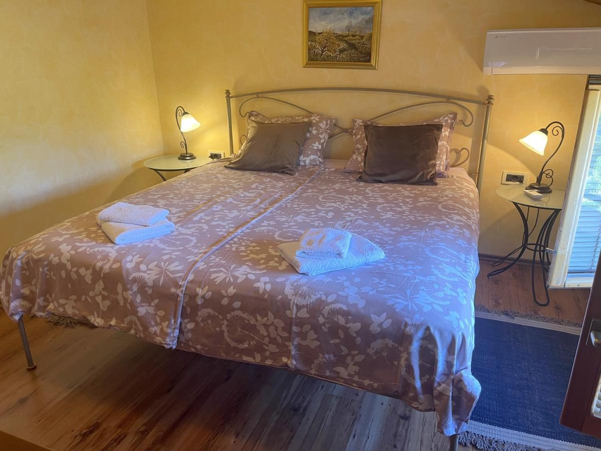 Holiday Home Valmoneda Rovinj Exterior foto