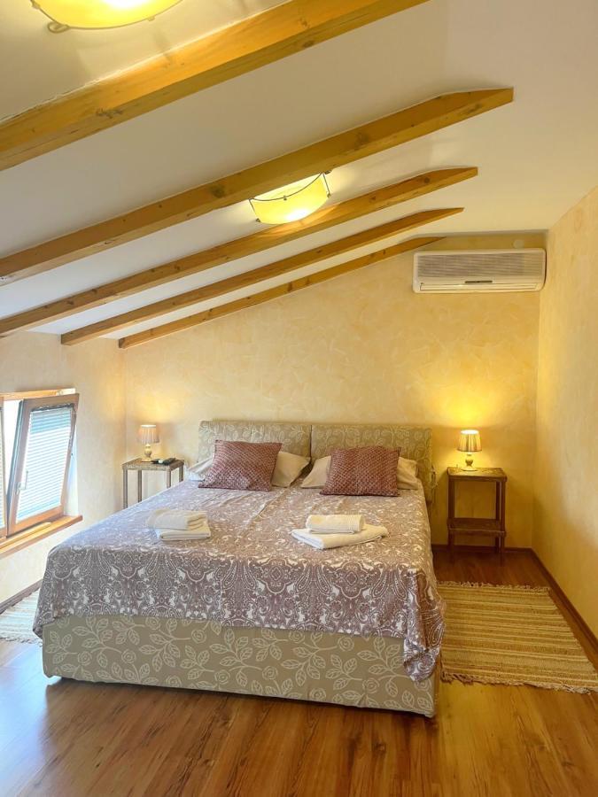 Holiday Home Valmoneda Rovinj Exterior foto